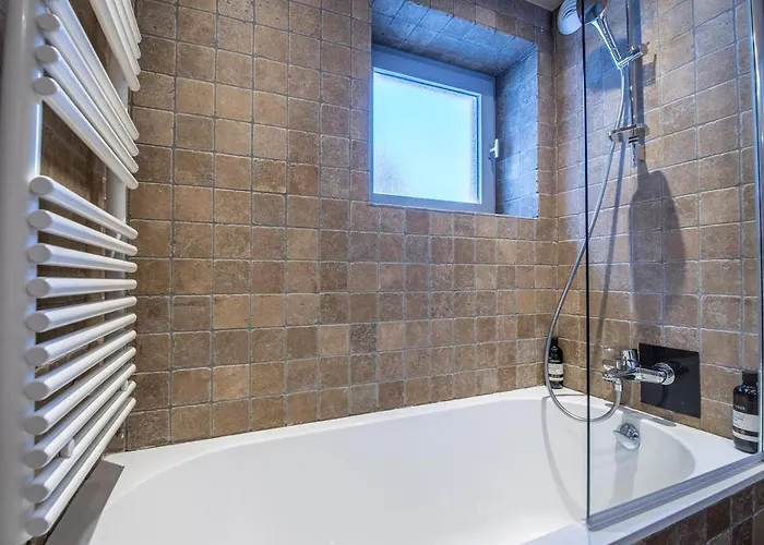 Neuf Au Coeur De 1850 Avec Terrasse Et Wifi - Fr-1-575-160 *